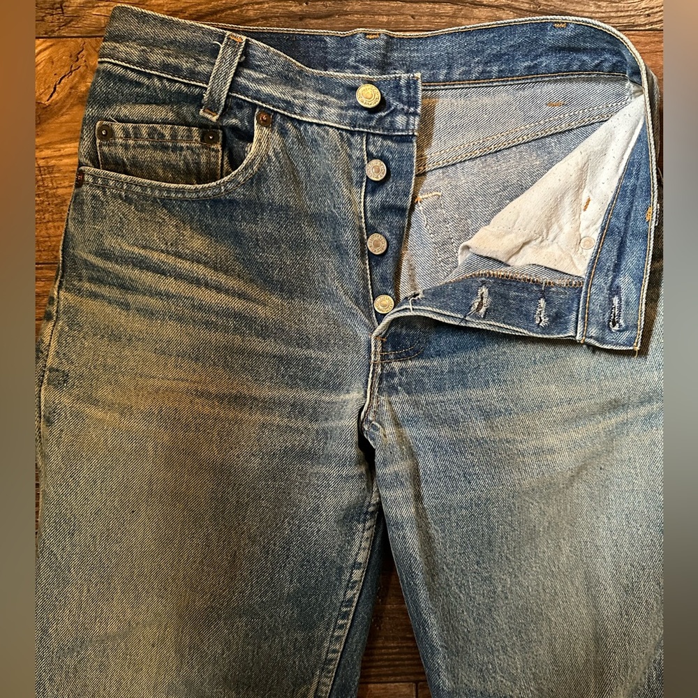 Vintage 701 High Rise Levi Jeans - Picture 6 of 7